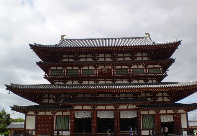 奈良の薬師寺へ行ってきました