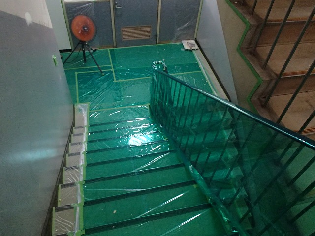 塗装工事の床養生