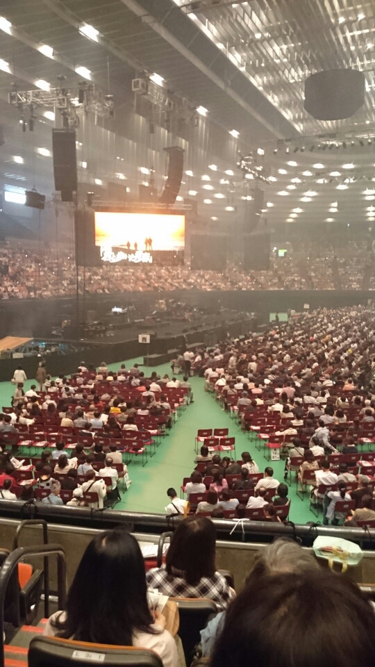本日、ライブに行きました。