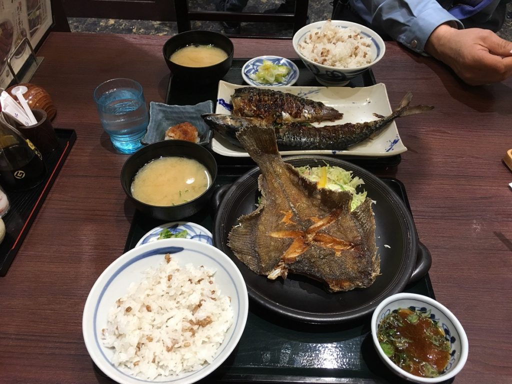 お昼の定食